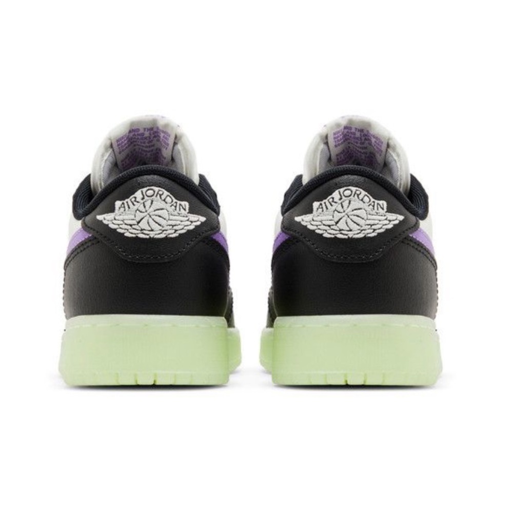 Jordan 1 retro og low
Gs ‘black raspberry ‘
Brand new - Picture 13 of 15